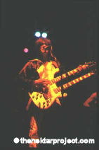 Roye Albrighton with his double neck guitar
